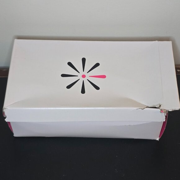 NIB Issac Mizrahi Tamara Lace Up Perforated Floral Eyelet Platform Sneakers - Picture 10 of 12